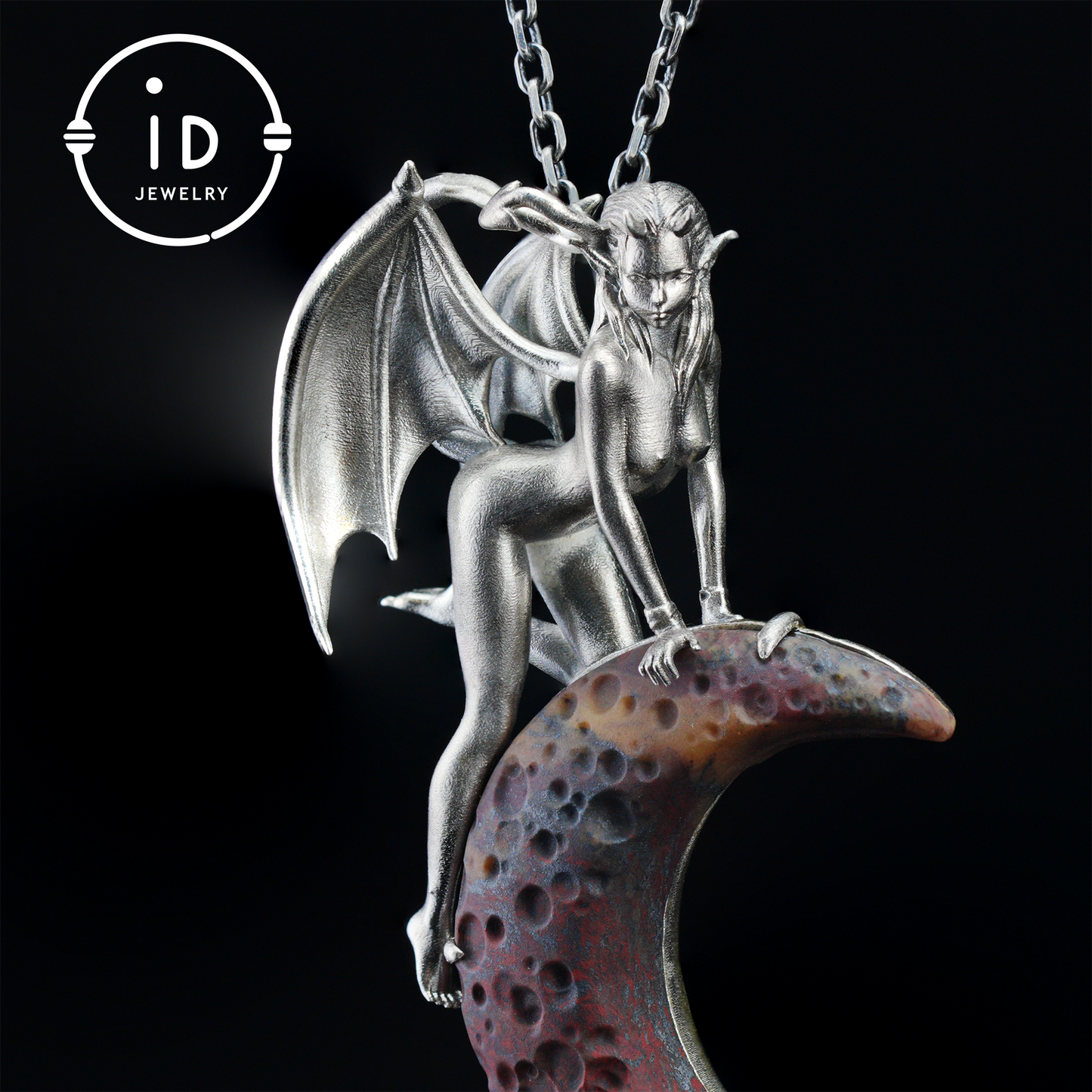 Handgeschnitzter Sukkubus-Anhänger aus 925er Silber | Blutmond & Blutstein-Halbmond | Geflügelter Dämon, gotischer Schutztalisman | Perfektes gotisches Geschenk