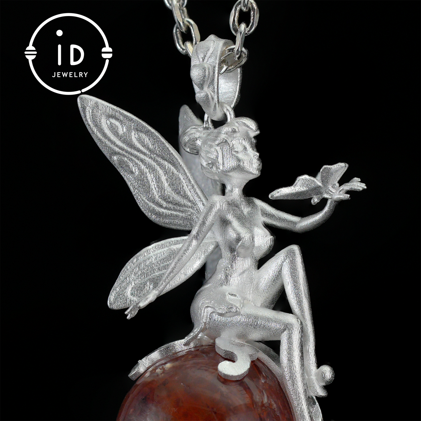 Feenanhänger mit Kristallkugel, Herbstgeist-Amulett, handgefertigter Fantasy-Schmuck, Flüsterndes Elfen-Design, von der Natur inspiriertes Andenken