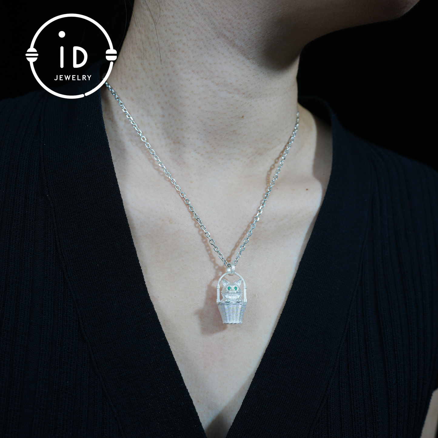Handgefertigte Halskette mit Kätzchen-Anhänger aus 925er Silber | Grünäugige Wächterkatze | Glücks- und Trost-Talisman-Schmuck | Geschenk für Katzenliebhaber