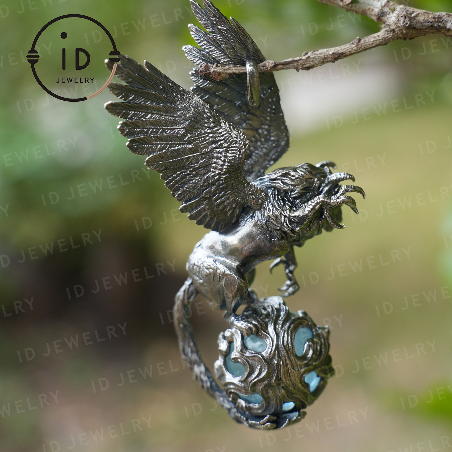 Geflügelter Löwenanhänger - Handgefertigter Schmuck aus 925er Sterlingsilber mit Aquamarin - Symbol der Weisheit und des spirituellen Schutzes - Geschenk für Sie