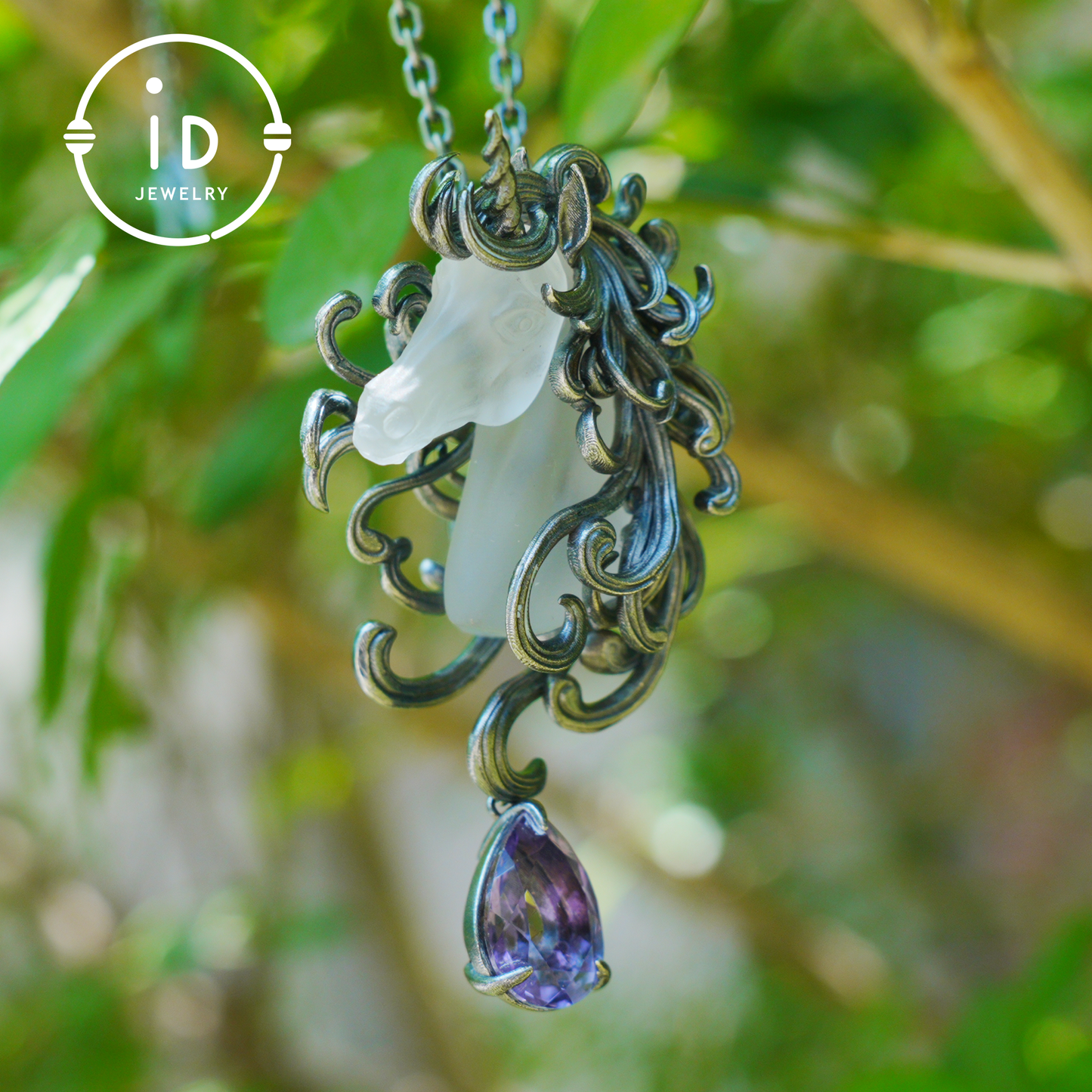 Einhorn-Totem-Halskette | Handgefertigtes 925er Sterlingsilber | Fantasy-/Gothic-Geschenk | Fein geschnitzte wallende Mähne | Couture Artisan Silberschmuck