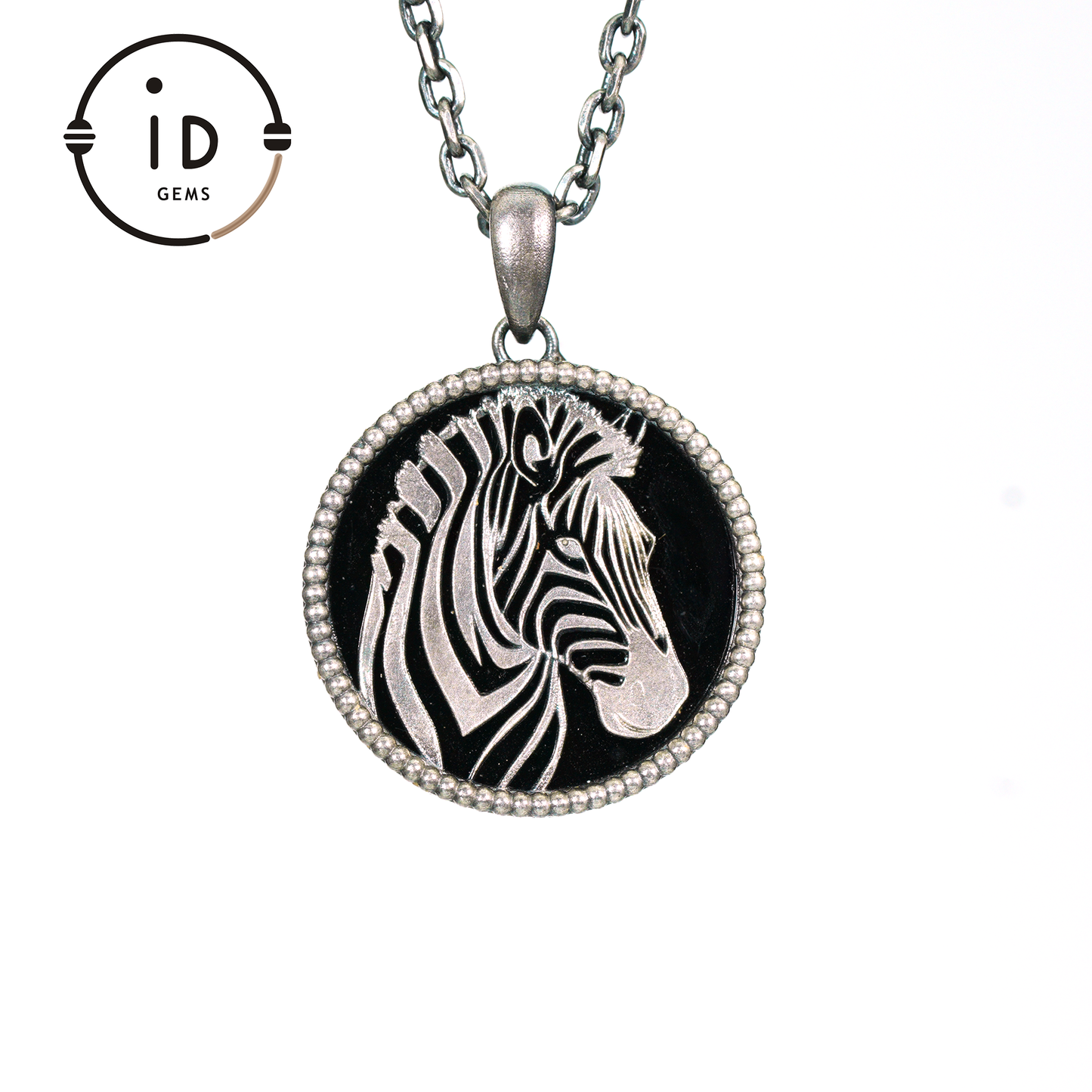 Wildtier-Zebra-Totem-Halskette | Handgefertigtes Reliefmedaillon aus 925er Sterlingsilber | Schwarz-weißer minimalistischer Unisex-Anhänger | Doppelseitiges Design
