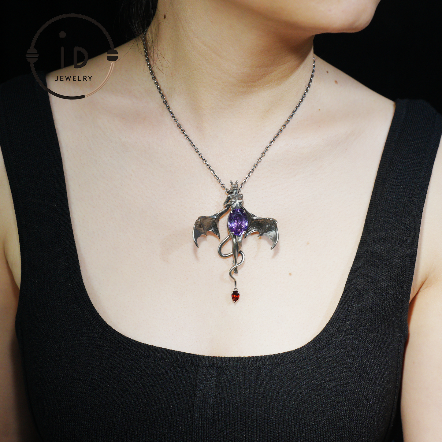 Handgefertigte Halskette mit Dämonenflügel-Anhänger aus Silber | Mystischer Banshee-Schmuck als Symbol für Stärke, Kraft und Mysterium | Einzigartiges Geschenk für Sie
