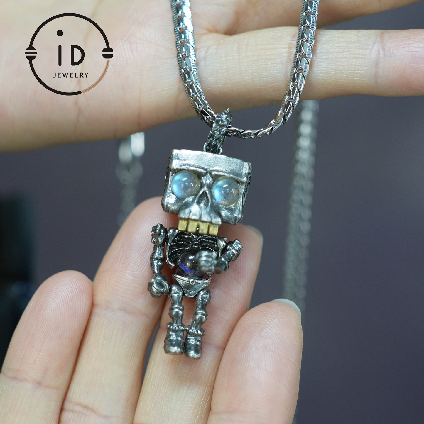 Mechanical Skull Pendant | S925 Silver with Labradorite | Unique Gothic Jewelry