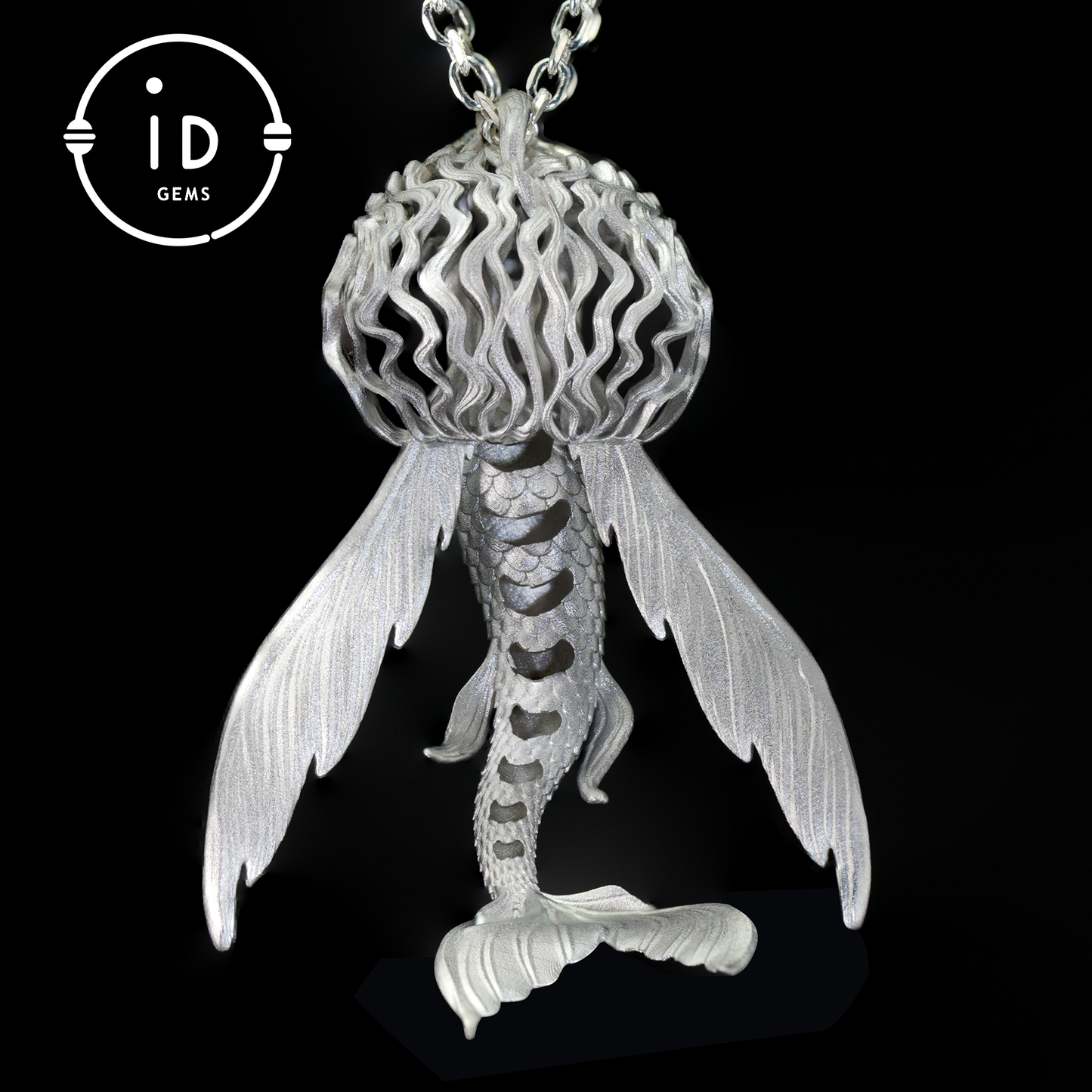 Perlenanhänger „Fliegendes Fischmädchen“ | Fantasy-Ozeanamulett als Geschenk | Symbol für Freiheit und Anmut | Handgefertigter Silberschmuck