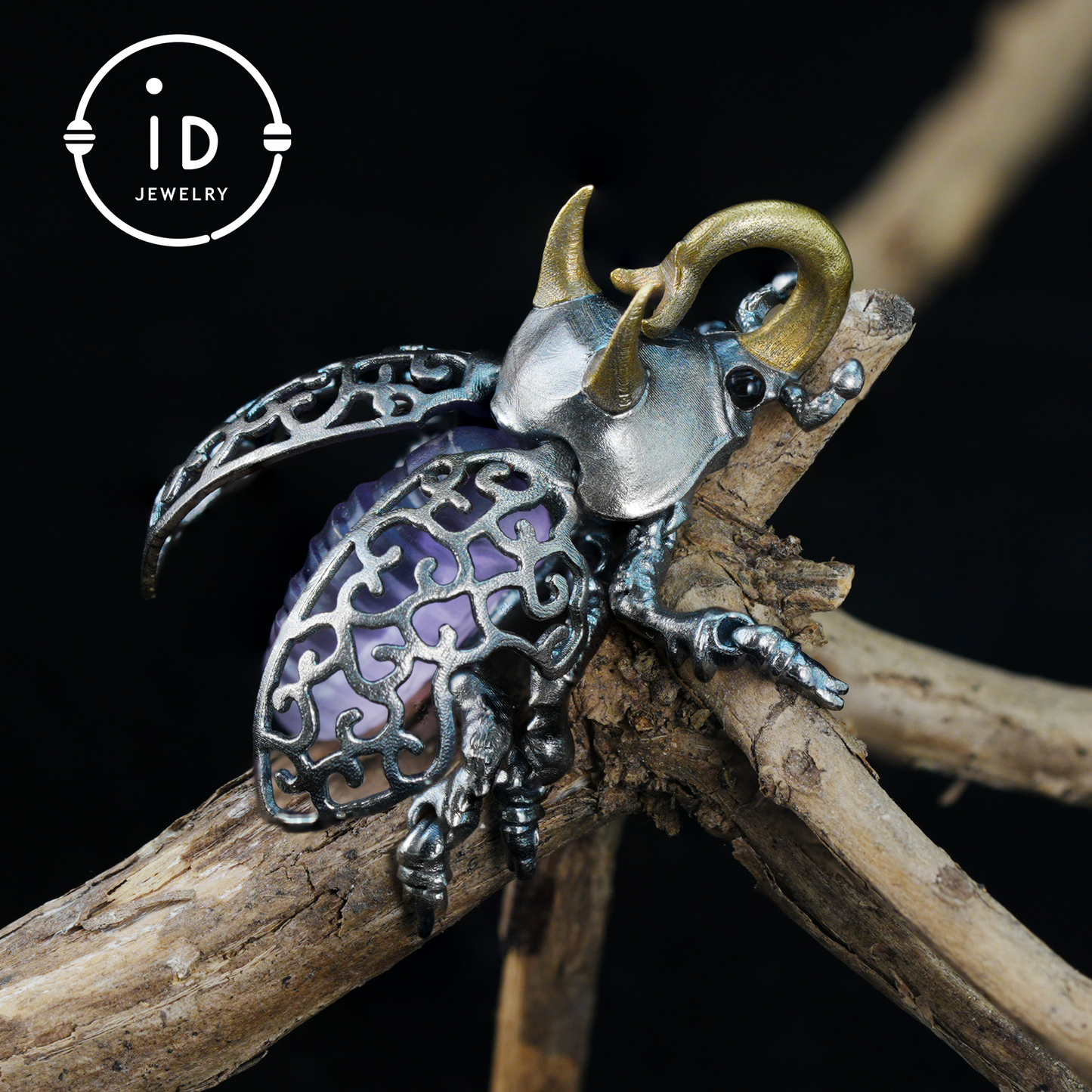 Gothic Amethyst Pendant with Movable Wings and Legs, Insect Jewelry in 925 Silver, Vintage Totem Necklace Gift for Her
