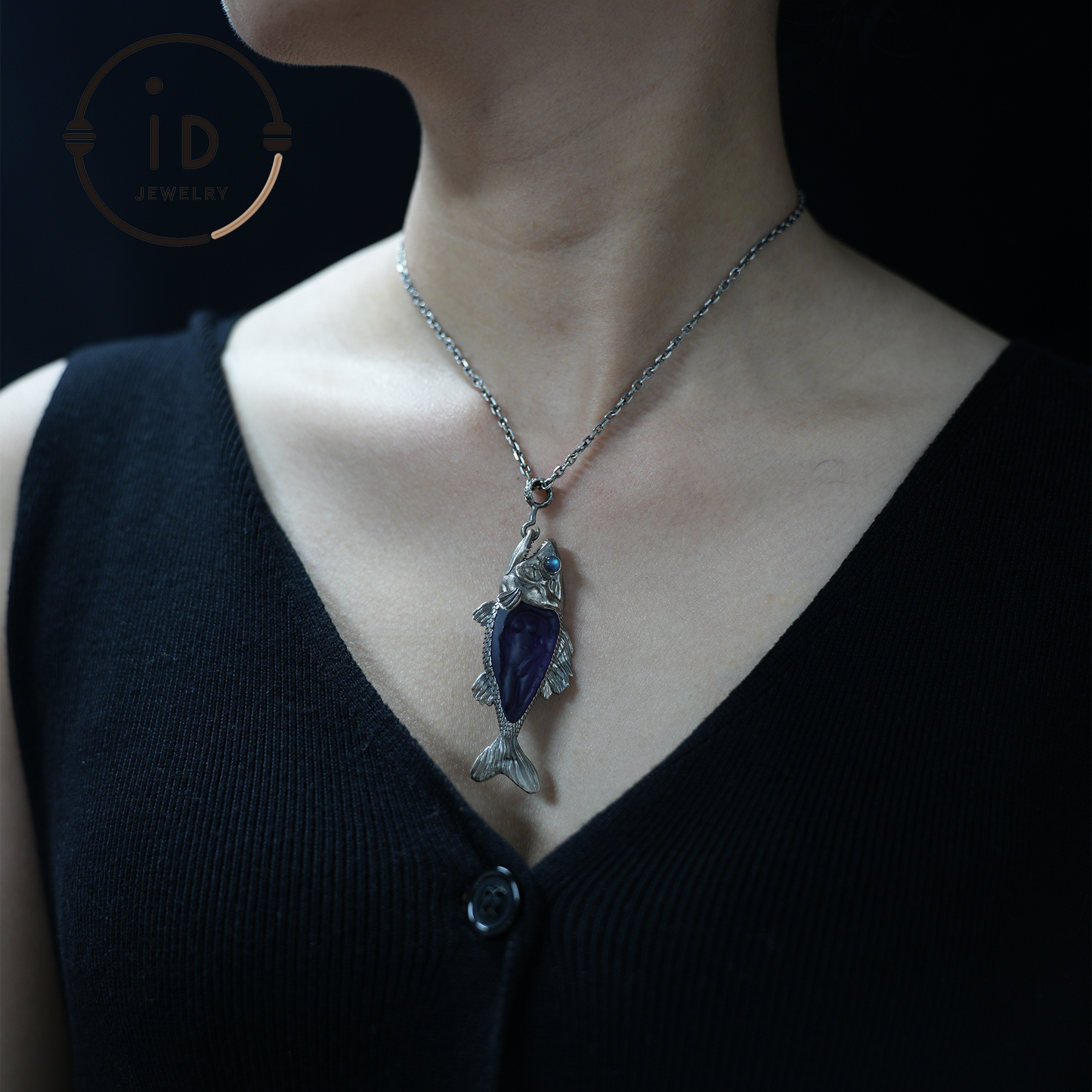 Mystischer Fischanhänger mit Amethyst & Labradorit – Künstlerischer Talismanschmuck, handgefertigtes Fantasy-Halskettengeschenk