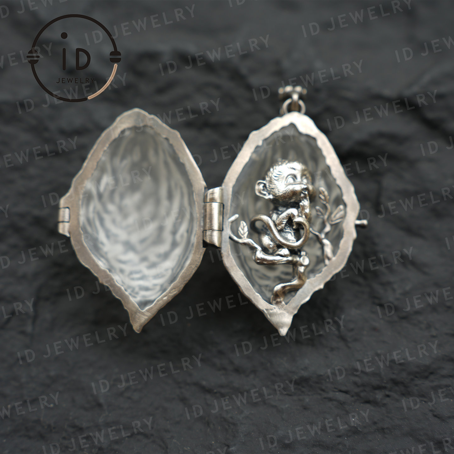 Mystischer Affenanhänger mit weißer Kristallmuschel, handgefertigtes Fantasy-Amulett, Medaillon-Halskette im orientalischen Stil zum Verschenken und Sammeln