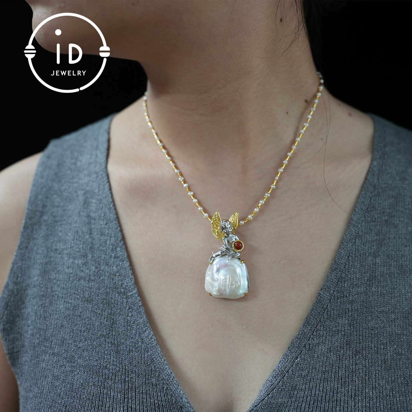 Handgefertigter Engelsanhänger | Barockperlenschmuck mit Karneol | Amulettgeschenk | Fantasy-Kunstschmuck 