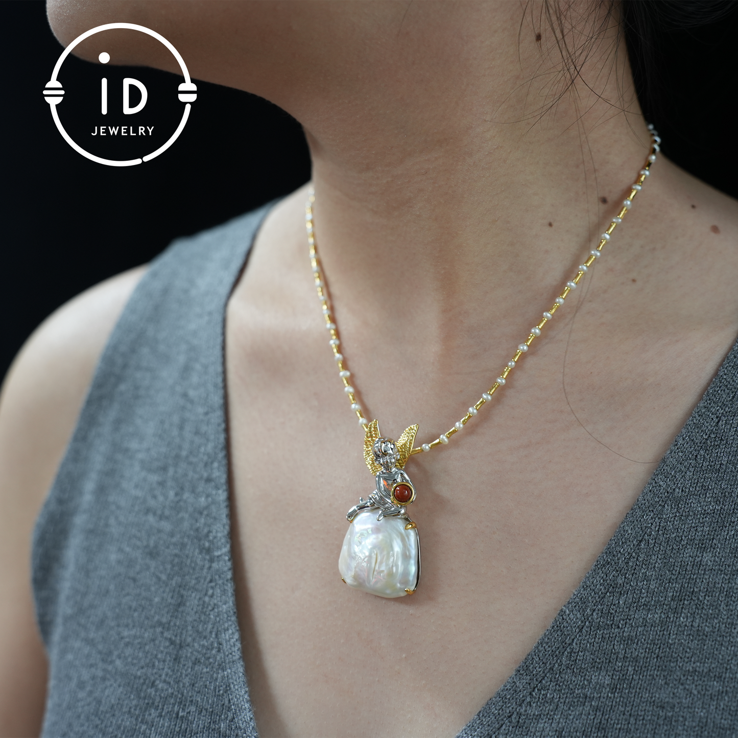 Handgefertigter Engelsanhänger | Barockperlenschmuck mit Karneol | Amulettgeschenk | Fantasy-Kunstschmuck 