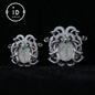 Anhänger „Schlafendes Auge“ · Silberner Medusa-Schmuck · Amulett der Göttin mit geschlossenem Auge, Quarz und Smaragd