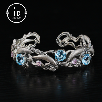 Blue Topaz Dolphin Cuff Bracelet in 925 Sterling Silver, Vintage Totem Style Nature Jewelry Gift for Her, Birthday or Ocean Inspired Look