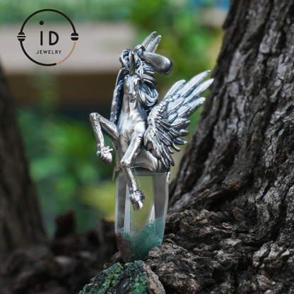 925 Silver Unicorn Pendant with Wings, Natural Crystal, Mystical Fantasy Jewelry, Gift for Her, Birthday Gift, Unique Silver Necklace