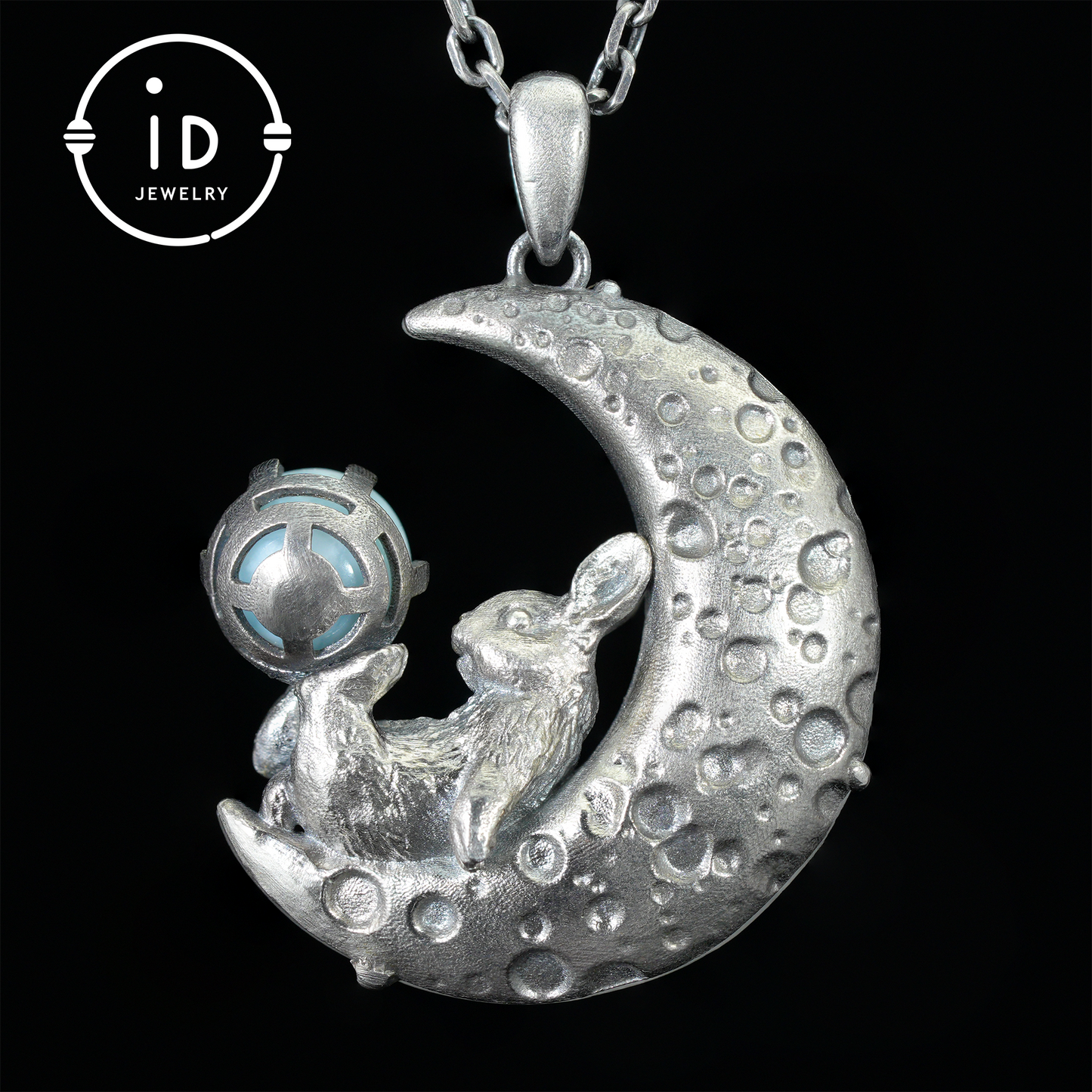Hasen-Amulett-Anhänger mit Larimar und weißem Kristallmond, handgefertigter Fantasy-Schmuck, Himmlisches Totem, verträumtes Schutzgeschenk