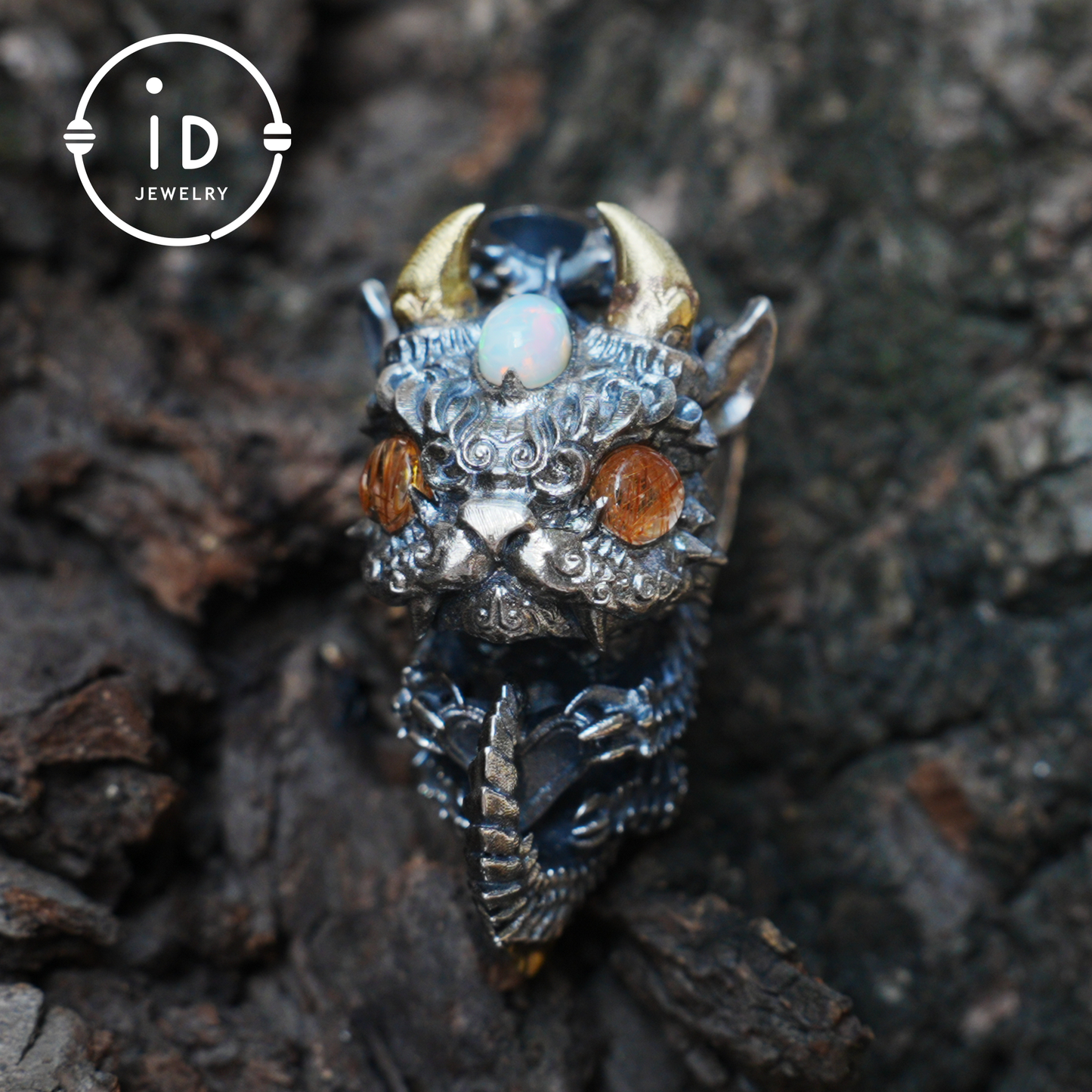 Handgefertigter Drachenanhänger | Gotisches Silberamulett | Mystische Augen und Flügel | Fantasy-Schmuck 
