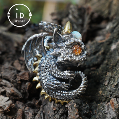 Handgefertigter Drachenanhänger | Gotisches Silberamulett | Mystische Augen und Flügel | Fantasy-Schmuck 