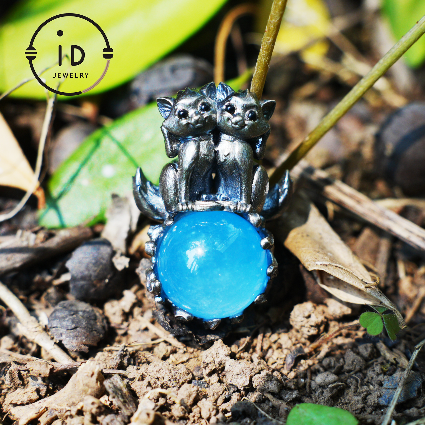 Fuchs-Totem-Anhänger mit Aquamarin – Fantasy-Tier-Amulett-Halskette, handgefertigter Geisterschmuck, Zwillingswächter-Design