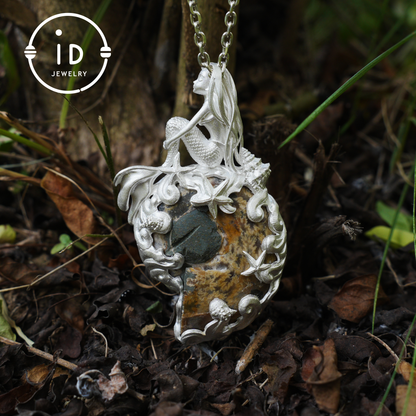 Meerjungfrau Muschel Fossil Anhänger, Handgefertigtes Meeresgöttin Amulett, Spiritueller Schutzschmuck, Mythisches Kunstdesign, Sirenenmeer Geschenk