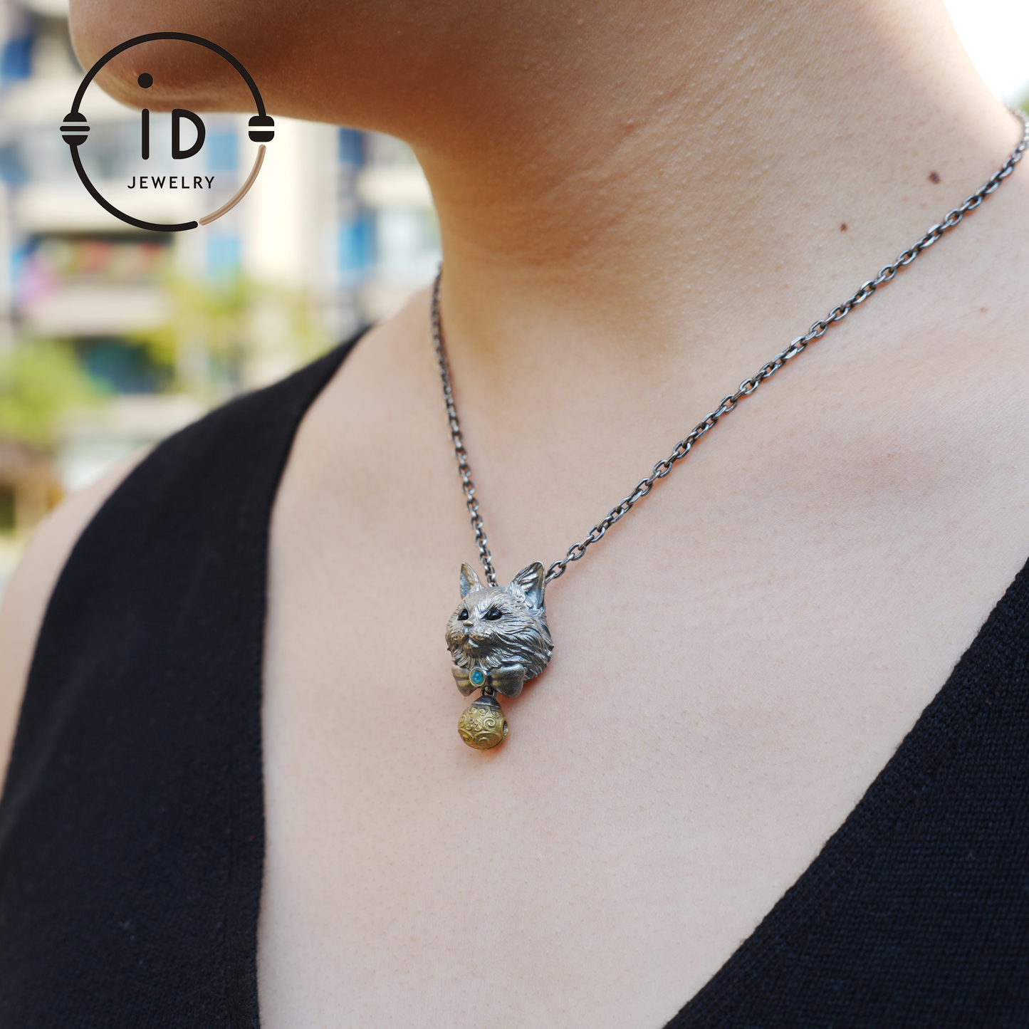 Mystischer Katzenanhänger mit Glocke, Talisman für emotionalen Schutz, handgefertigter Tierschmuck, Fantasy-Totem-Geschenk für Empathen und Träumer