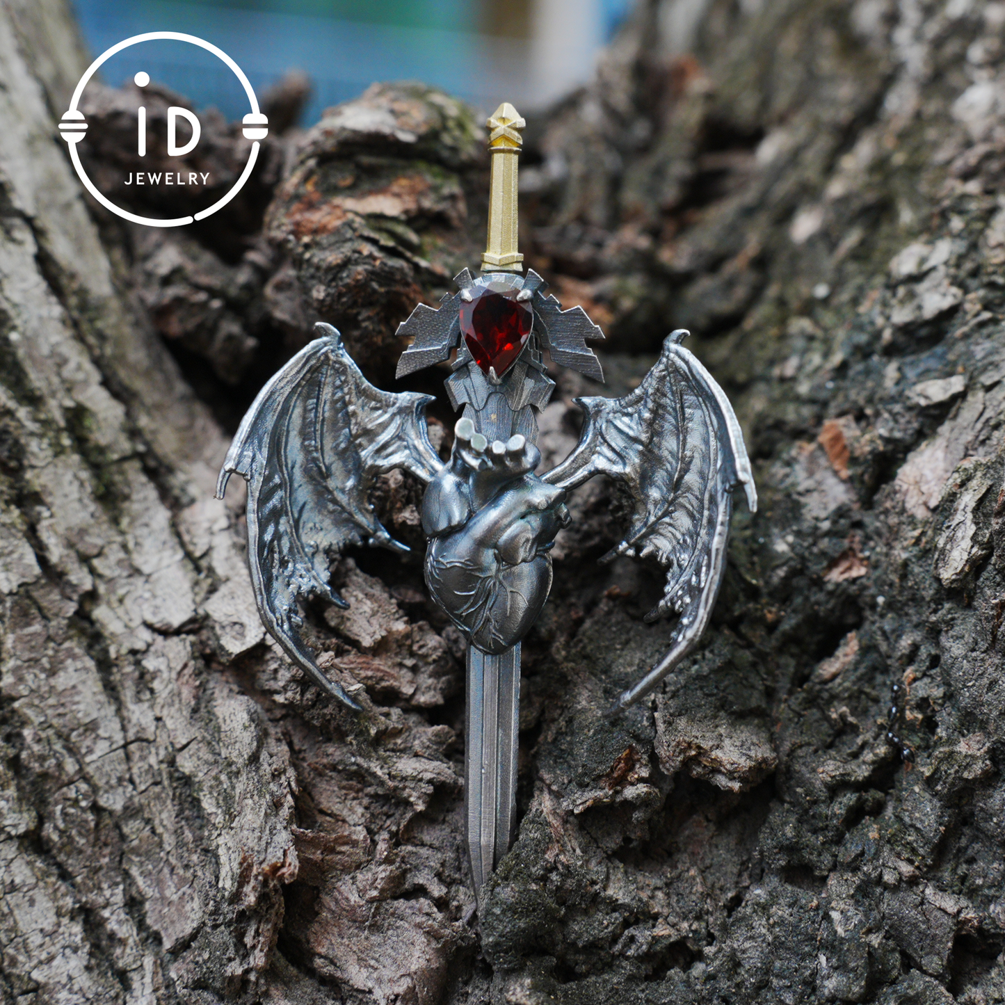 925 Silver Guardian Heartblade Necklace, Handmade 925 Silver Necklace, Garnet Symbolizing Vitality, Silver Jewelry Gift