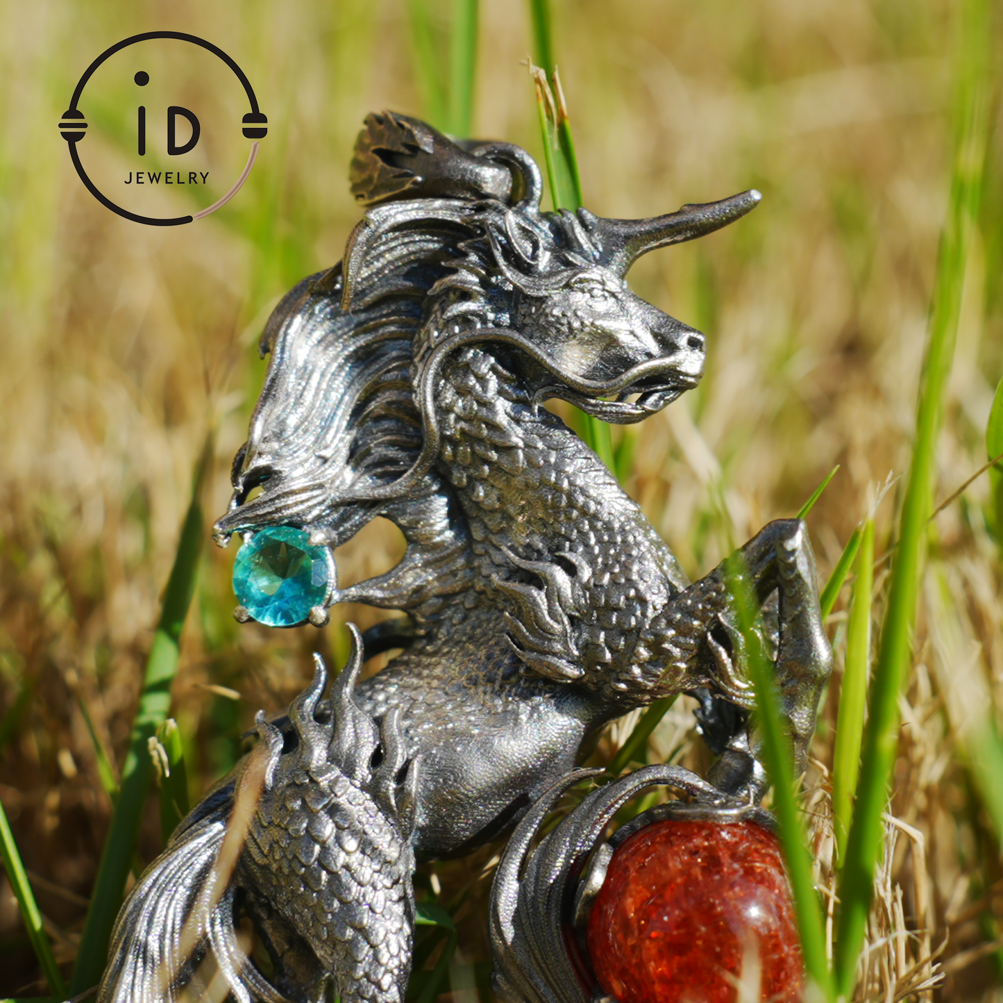 Hand-carved Fantasy Unicorn Necklace｜Wave-motif Unicorn Necklace｜Unicorn Motif Pendant｜Vintage-craft Handmade Gift