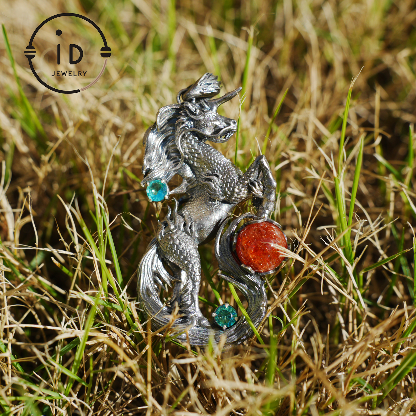 Hand-carved Fantasy Unicorn Necklace｜Wave-motif Unicorn Necklace｜Unicorn Motif Pendant｜Vintage-craft Handmade Gift