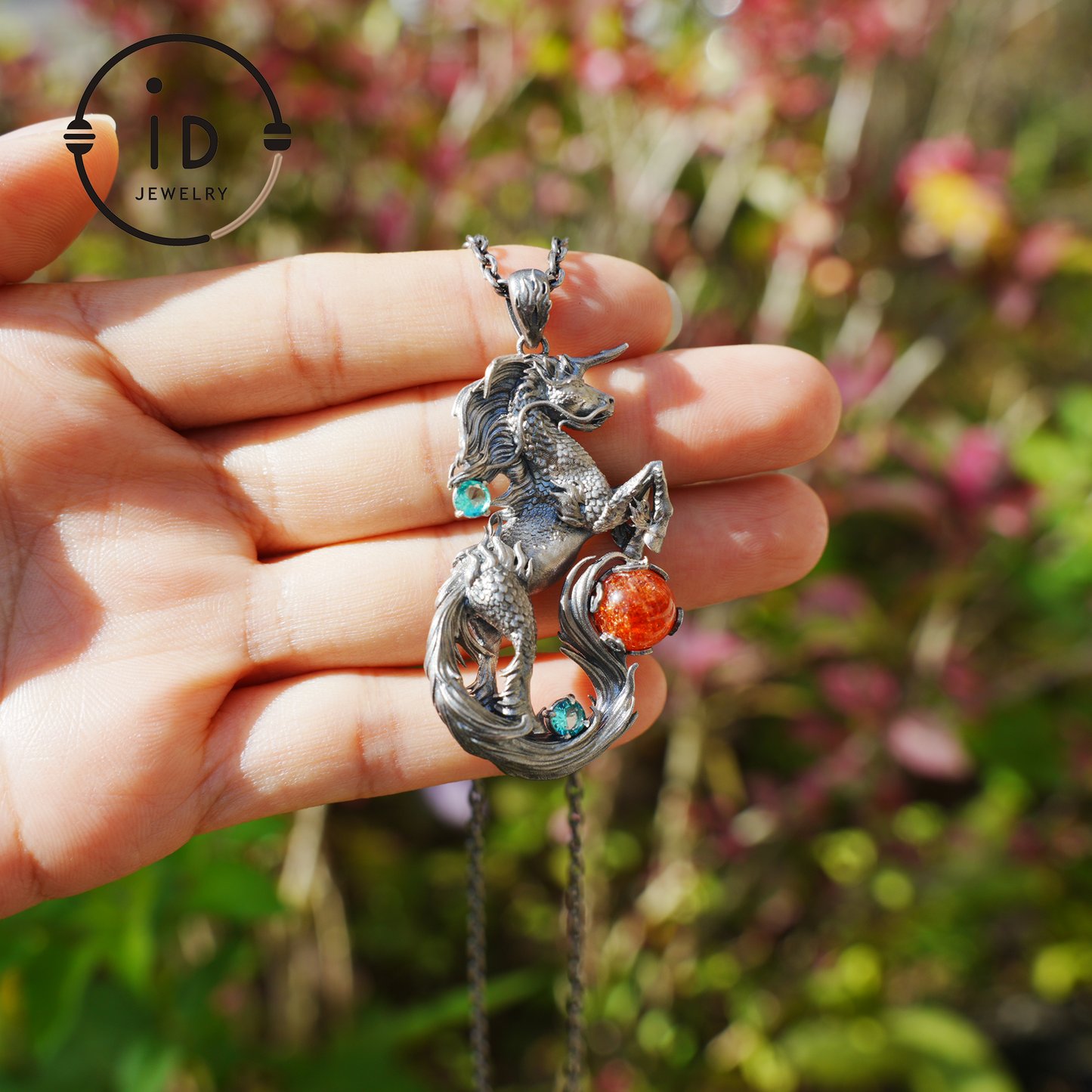Hand-carved Fantasy Unicorn Necklace｜Wave-motif Unicorn Necklace｜Unicorn Motif Pendant｜Vintage-craft Handmade Gift