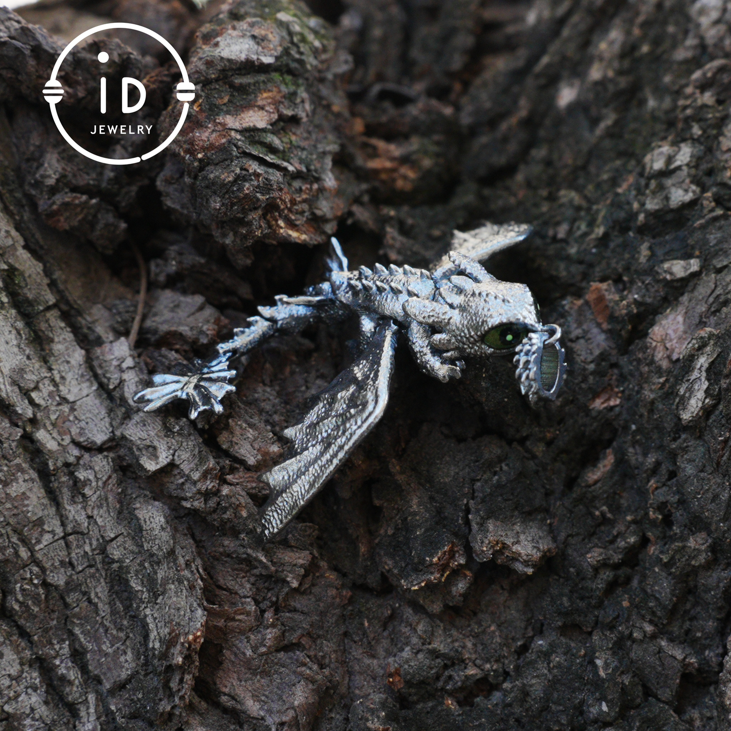 Fantasy-Drachen-Anhänger mit Emaille-Finish, handgefertigter, zahnloser Schmuck, einzigartiges Geschenk für Drachenzähmen leicht gemacht-Fans 