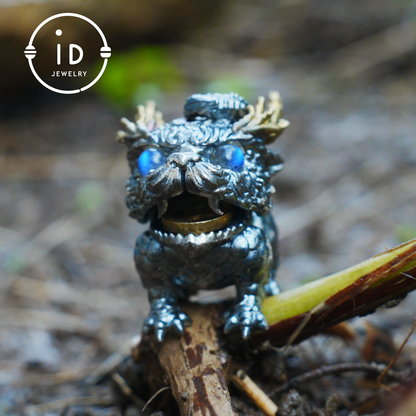 Labradorite Pendant Dragon 925 Silver Vintage Totem Gothic Style Mini Sculpture Talisman Gift for Her Mystical Handmade