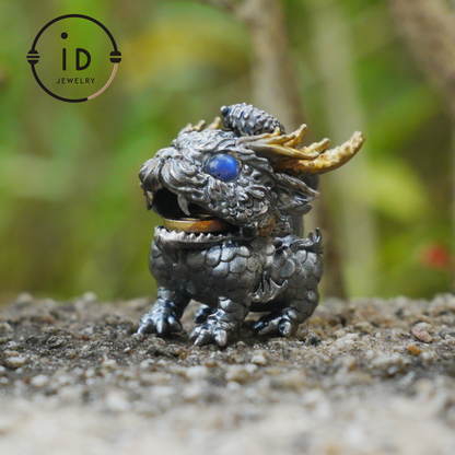 Labradorite Pendant Dragon 925 Silver Vintage Totem Gothic Style Mini Sculpture Talisman Gift for Her Mystical Handmade