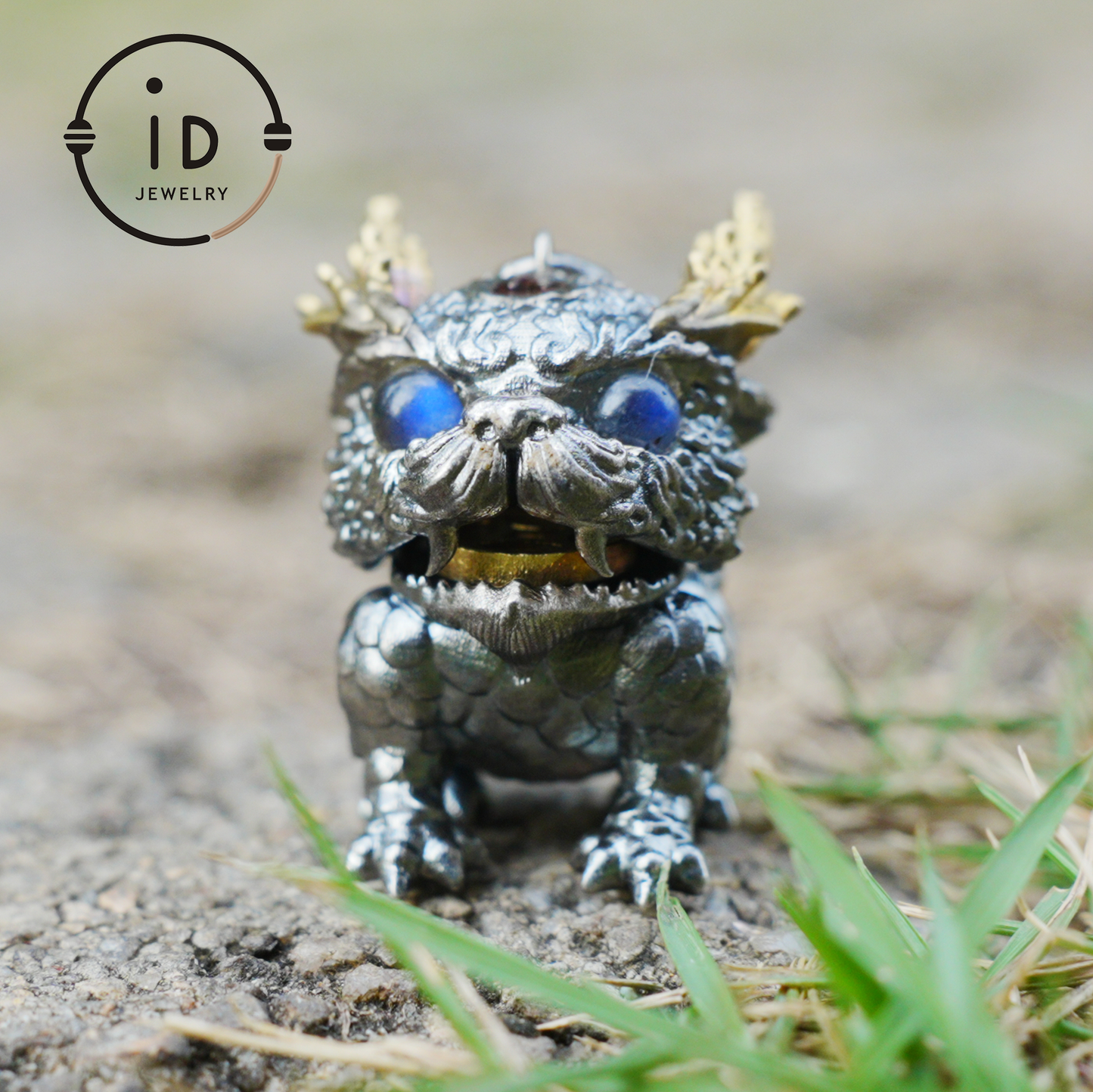 Labradorite Pendant Dragon 925 Silver Vintage Totem Gothic Style Mini Sculpture Talisman Gift for Her Mystical Handmade