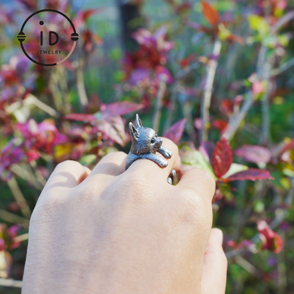 Adjustable dog ring in 925 silver with onyx, oxidized gothic style, animal totem jewelry gift for her or dog lovers