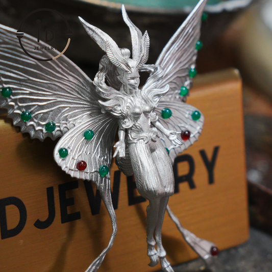 Handcrafted pendant with chrysoprase and red agate, matte 925 silver, gothic figurative design, mystical style, gift for her