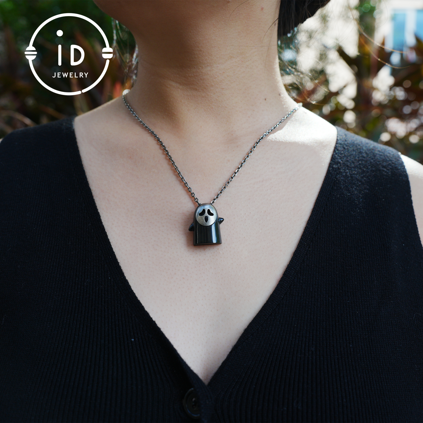 Lion Pendant in 925 Sterling Silver with Black Jade, Hand-Carved Totem-Style Necklace, Symbolic Gift in Mystical Fairytale Design