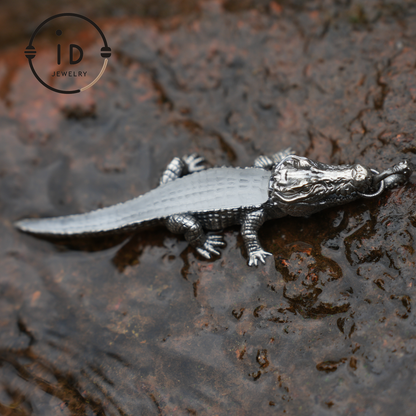 Handgefertigter Krokodilanhänger | Tiermotivschmuck-Geschenk | WildlifeStyle-Brosche | Handgefertigter 925er Silberschmuck
