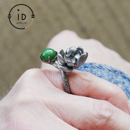 Adjustable silver ring with green jade cabochon, 925 sterling silver, gothic totem style, statement jewelry, gift for her