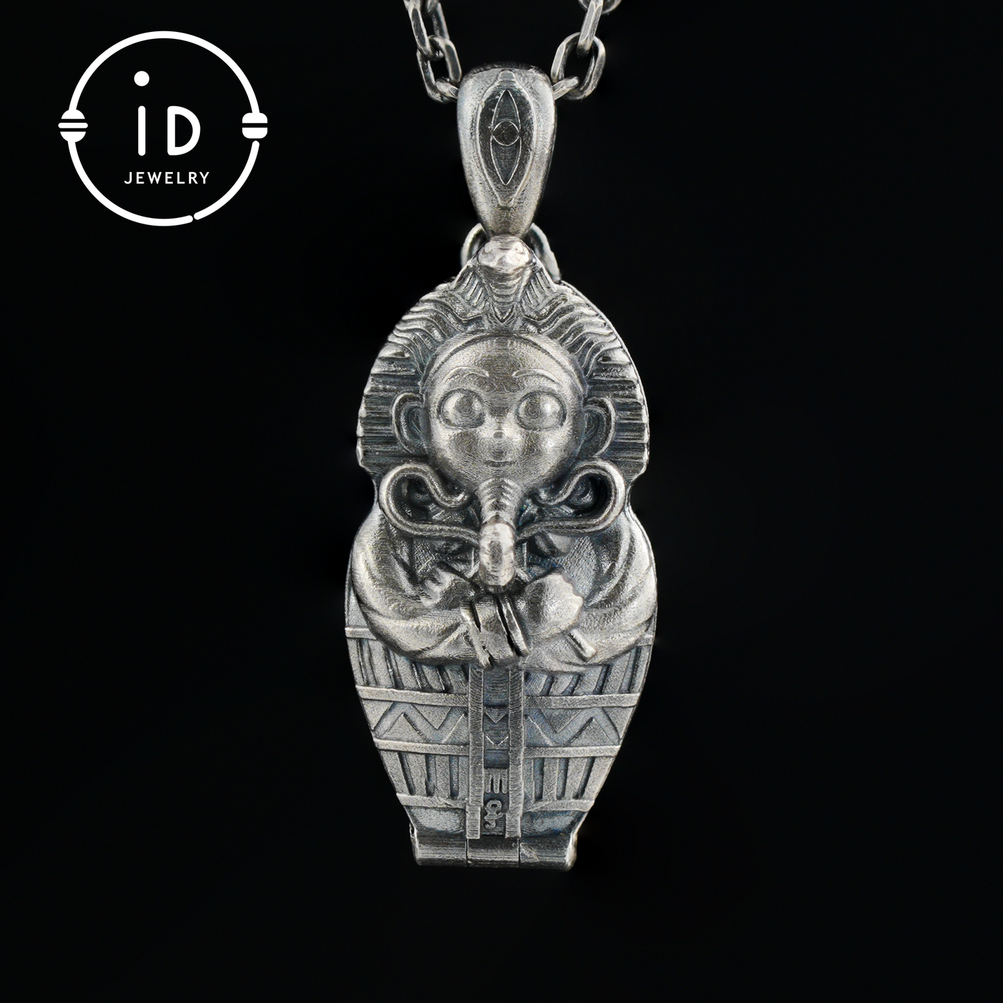 Gothic pendant in oxidized 925 silver with symbolic design, talisman for intuition and transformation, gift idea for her