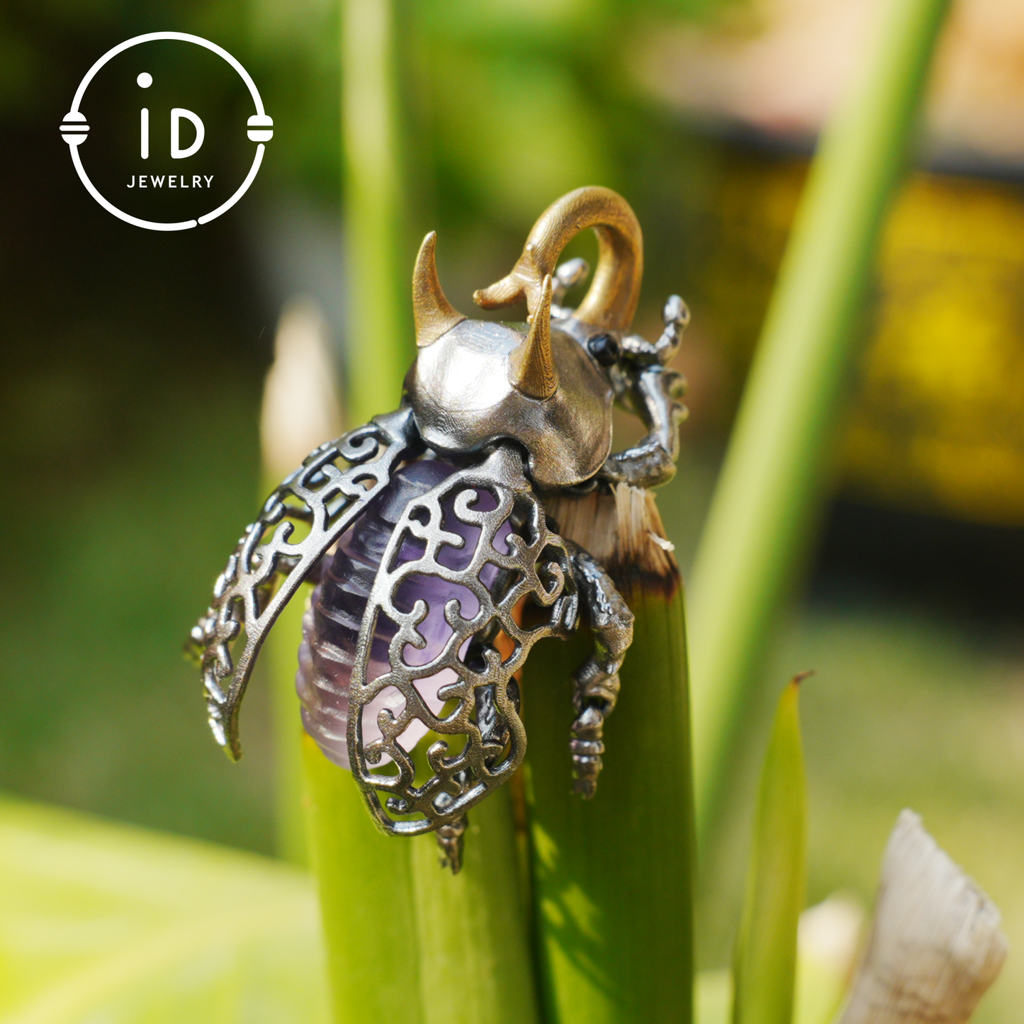 Gothic Amethyst Pendant with Movable Wings and Legs, Insect Jewelry in 925 Silver, Vintage Totem Necklace Gift for Her