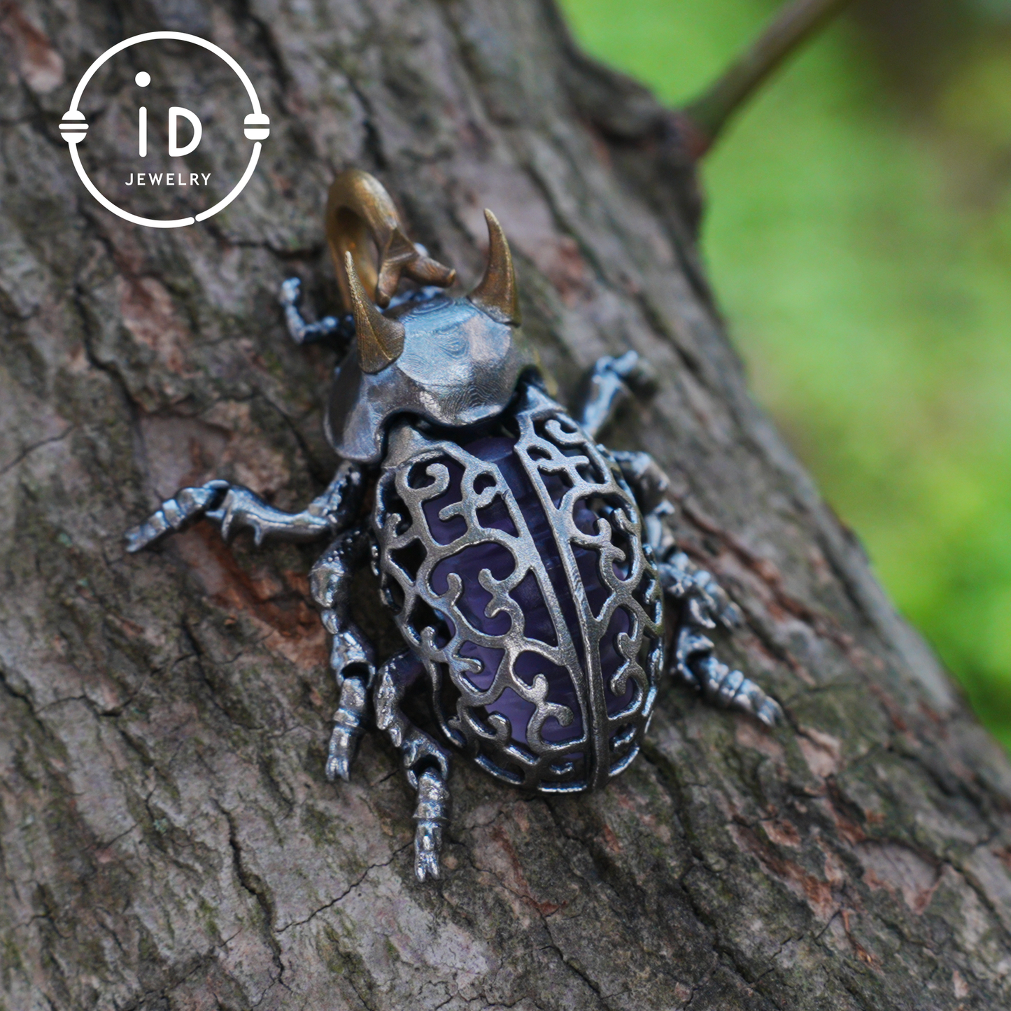 Gothic Amethyst Pendant with Movable Wings and Legs, Insect Jewelry in 925 Silver, Vintage Totem Necklace Gift for Her
