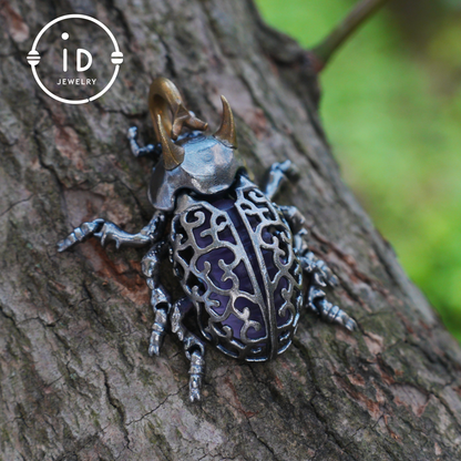 Gothic Amethyst Pendant with Movable Wings and Legs, Insect Jewelry in 925 Silver, Vintage Totem Necklace Gift for Her