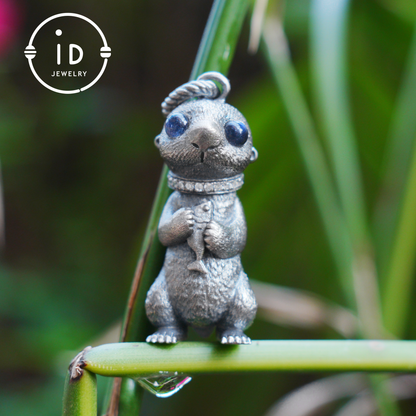 Gothic animal pendant with labradorite and zirconia in 925 silver, handmade vintage necklace in fairytale style, gift for her