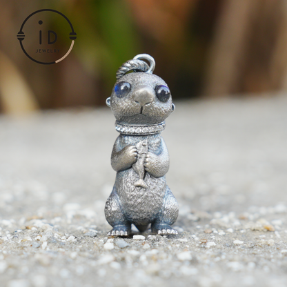 Gothic animal pendant with labradorite and zirconia in 925 silver, handmade vintage necklace in fairytale style, gift for her