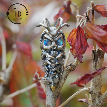 Labradorite Pendant in Silver Insect Form, Handmade Talisman with Movable Body, Gothic Jewelry Gift for Men