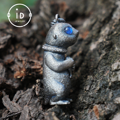 Gothic animal pendant with labradorite and zirconia in 925 silver, handmade vintage necklace in fairytale style, gift for her