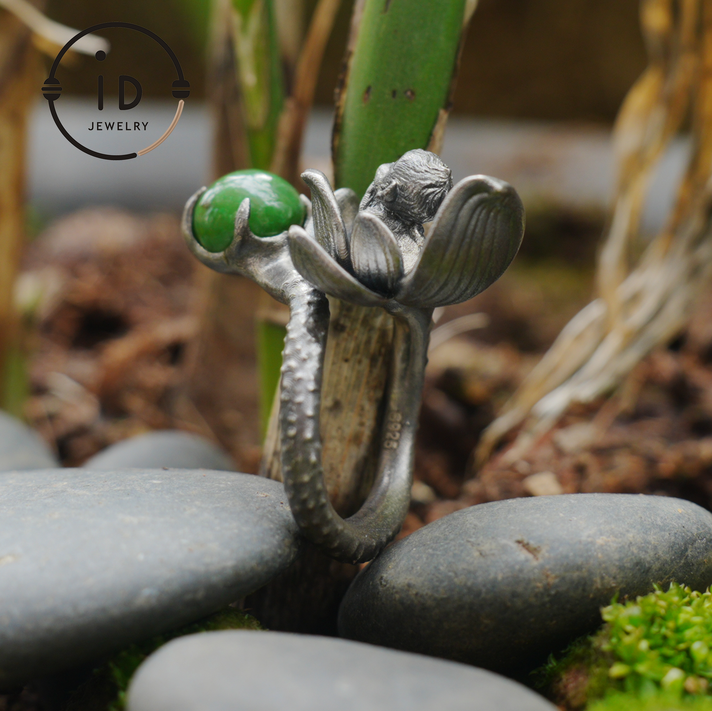 Adjustable silver ring with green jade cabochon, 925 sterling silver, gothic totem style, statement jewelry, gift for her