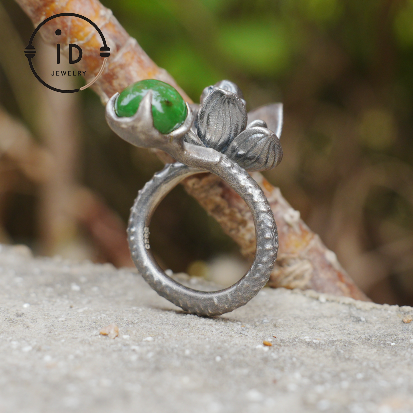 Adjustable silver ring with green jade cabochon, 925 sterling silver, gothic totem style, statement jewelry, gift for her