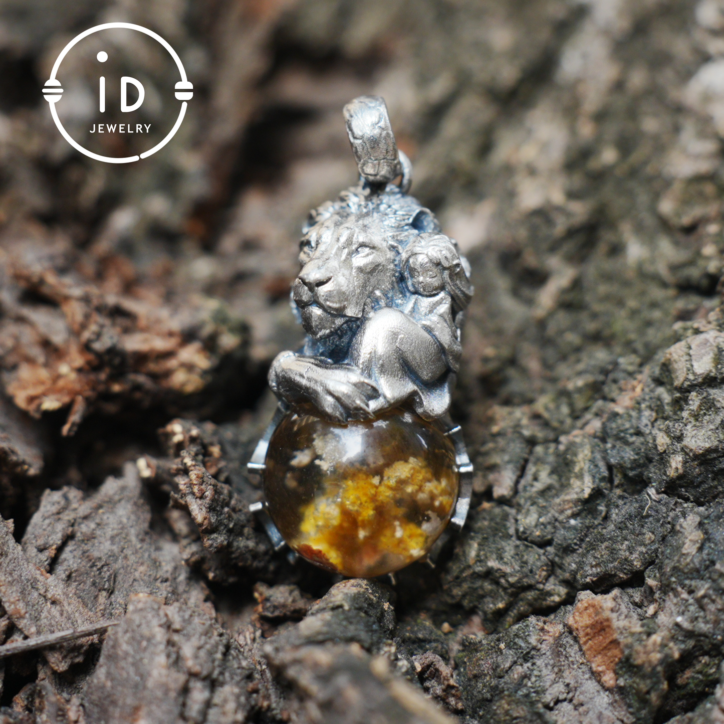 Totem Pendant in 925 Sterling Silver with Lion and Girl Figure, Handmade Talisman with Phantom Quartz Stone, Unique Gift for Men