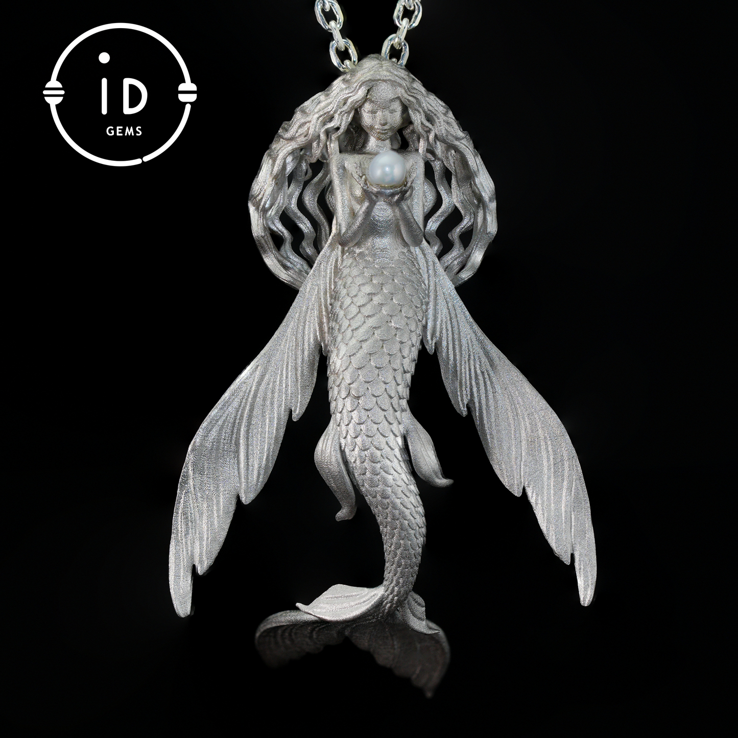 Perlenanhänger „Fliegendes Fischmädchen“ | Fantasy-Ozeanamulett als Geschenk | Symbol für Freiheit und Anmut | Handgefertigter Silberschmuck 