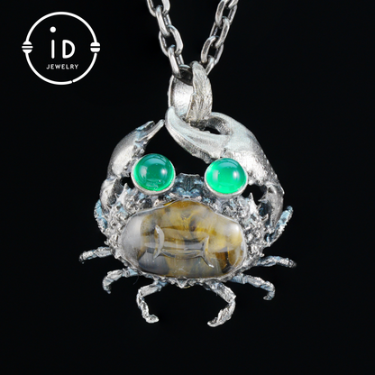 Crab Pendant in 925 Sterling Silver with Rock Crystal and Green Chalcedony, Oxidized Vintage Finish, Fairy Jewelry, Gift for Her