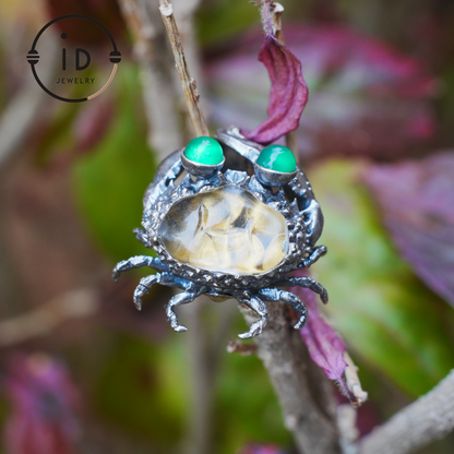Crab Pendant in 925 Sterling Silver with Rock Crystal and Green Chalcedony, Oxidized Vintage Finish, Fairy Jewelry, Gift for Her